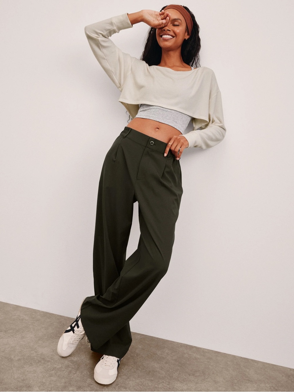 Beyond Yoga Status High-Waist Trouser Olive Ink Green XS Short